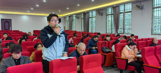 ​组织生活会开得“有料”