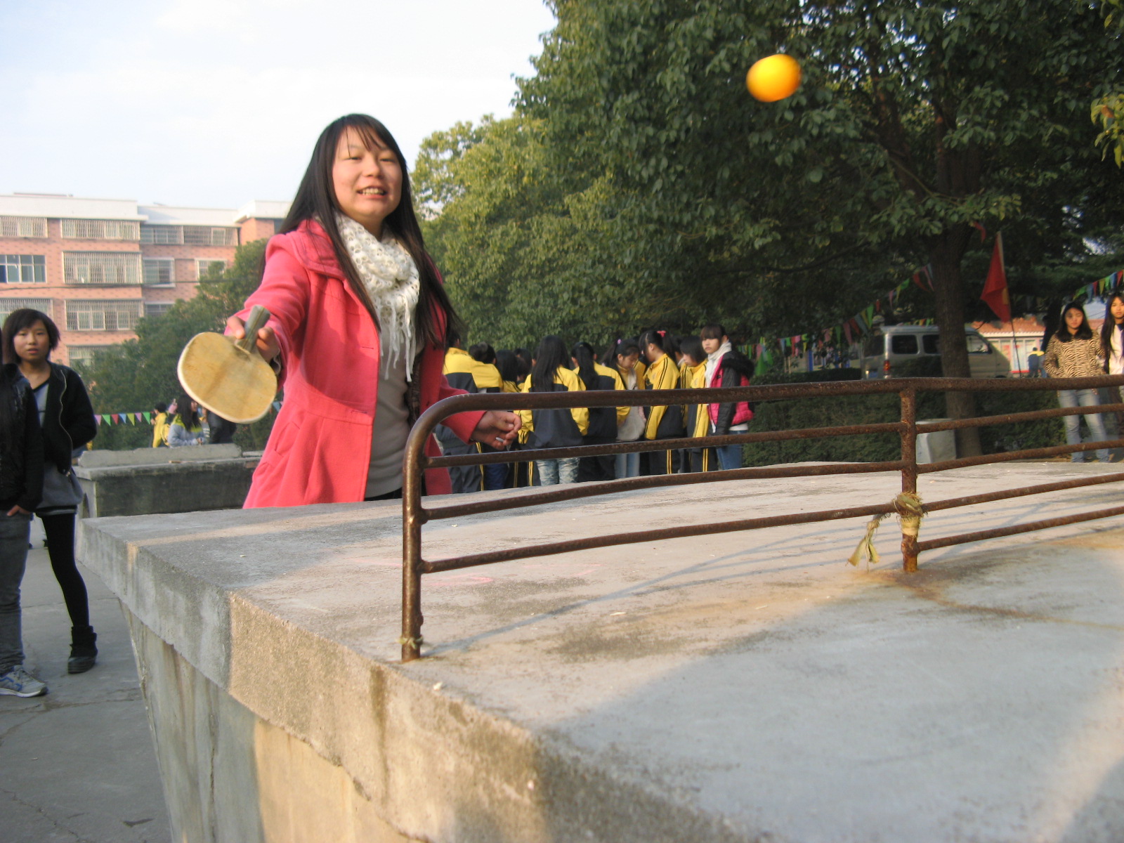 女生乒乓球比赛