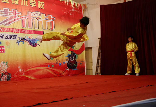 第8届艺术节汇演倩影