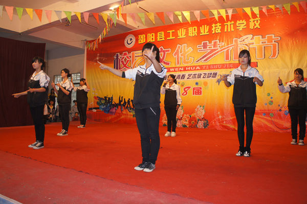 第8届艺术节汇演倩影