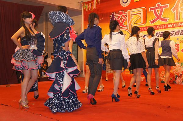 第8届艺术节汇演倩影