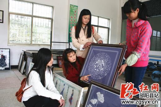 非物质文化遗产“蓝印花布”进校园