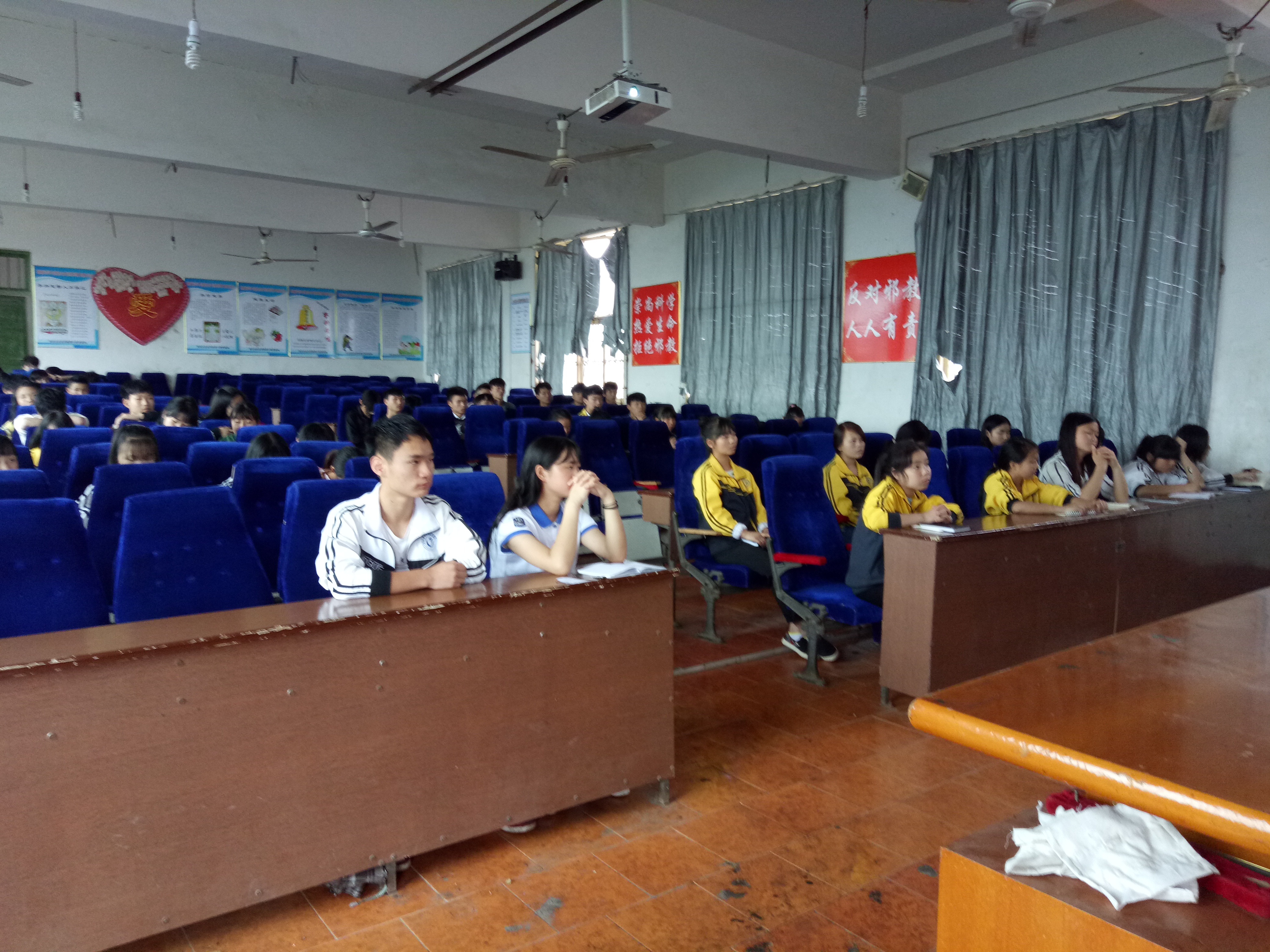 2015—2016届学生会换届选举