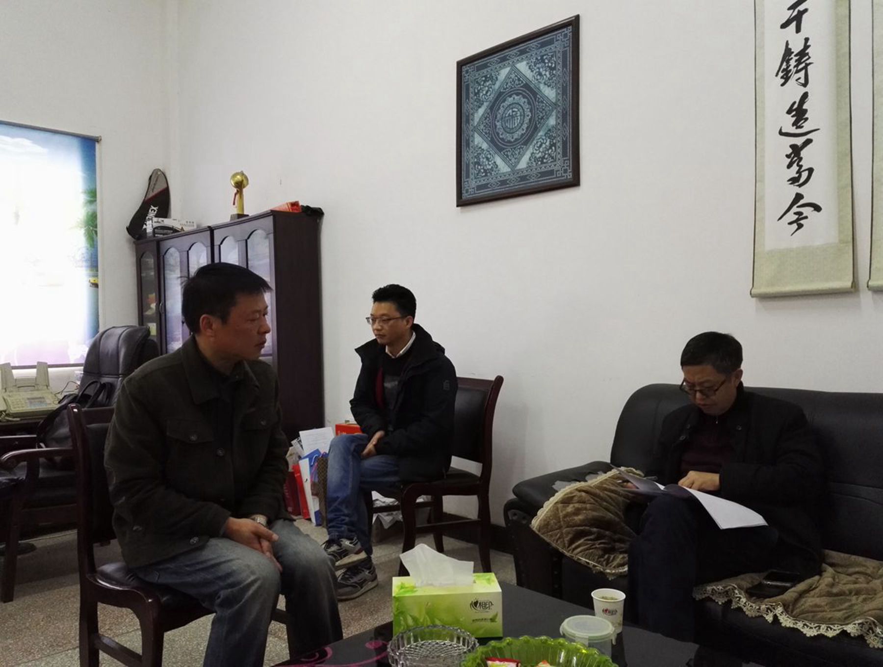 县教育局领导来我校检查开学工作