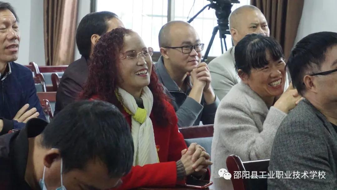 邵阳县工业职中党支部赴塘田市战时讲学院开展主题党日活动