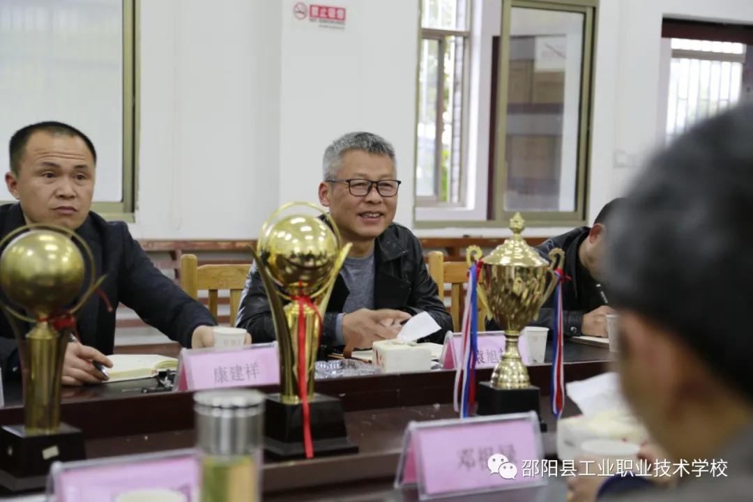 邵阳县工业职中与湖南电气学院洽谈中高职衔接合作办学