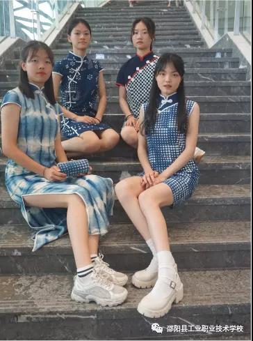 千年宝庆，嗨翻非遗——邵阳县工业职中应邀参加市非遗宣传展示活动