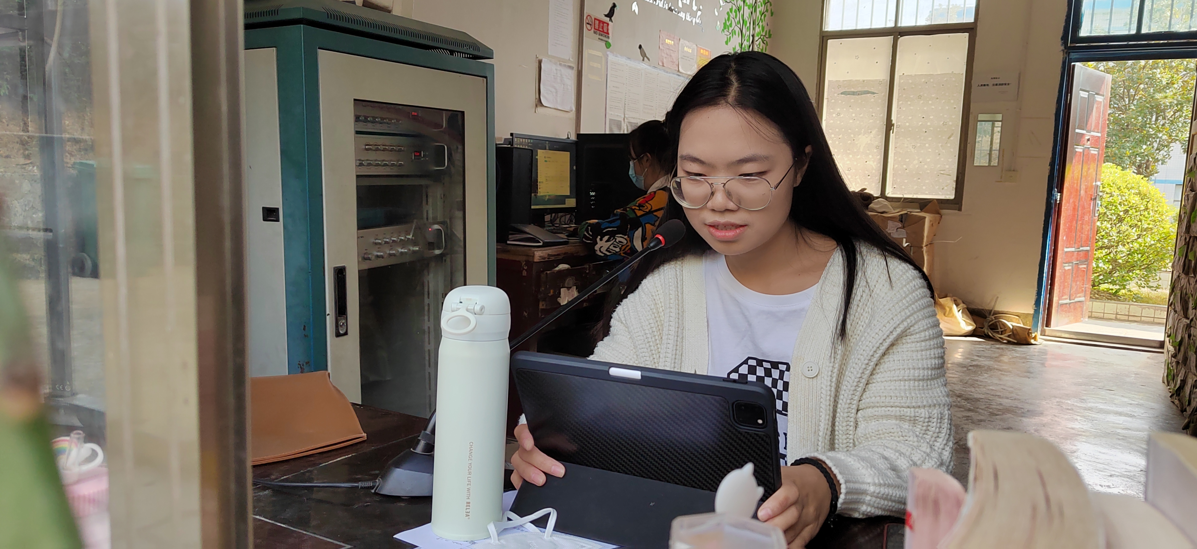 坚决打赢疫情防控“阻击战”